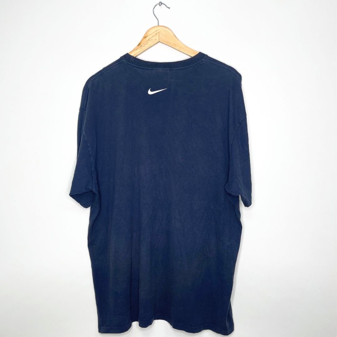 Nike Team Basketball Navy T-Shirt - VintageVera