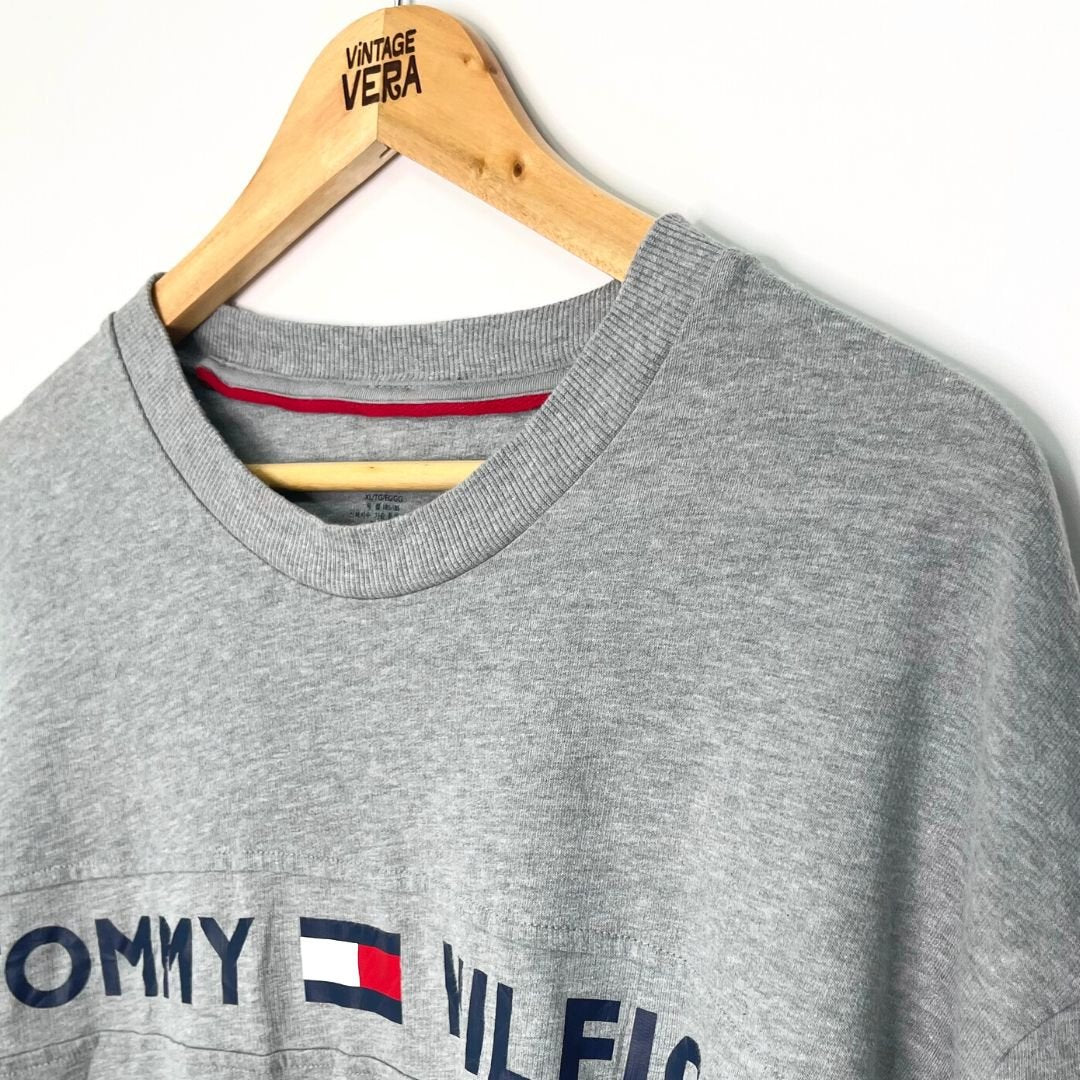 Tommy Hilfiger Sweatshirt - VintageVera