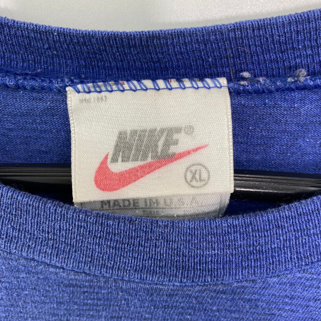 90s Blue Striped Nike T - VintageVera