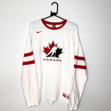 Nike Teams 'Canada' Shirt - VintageVera